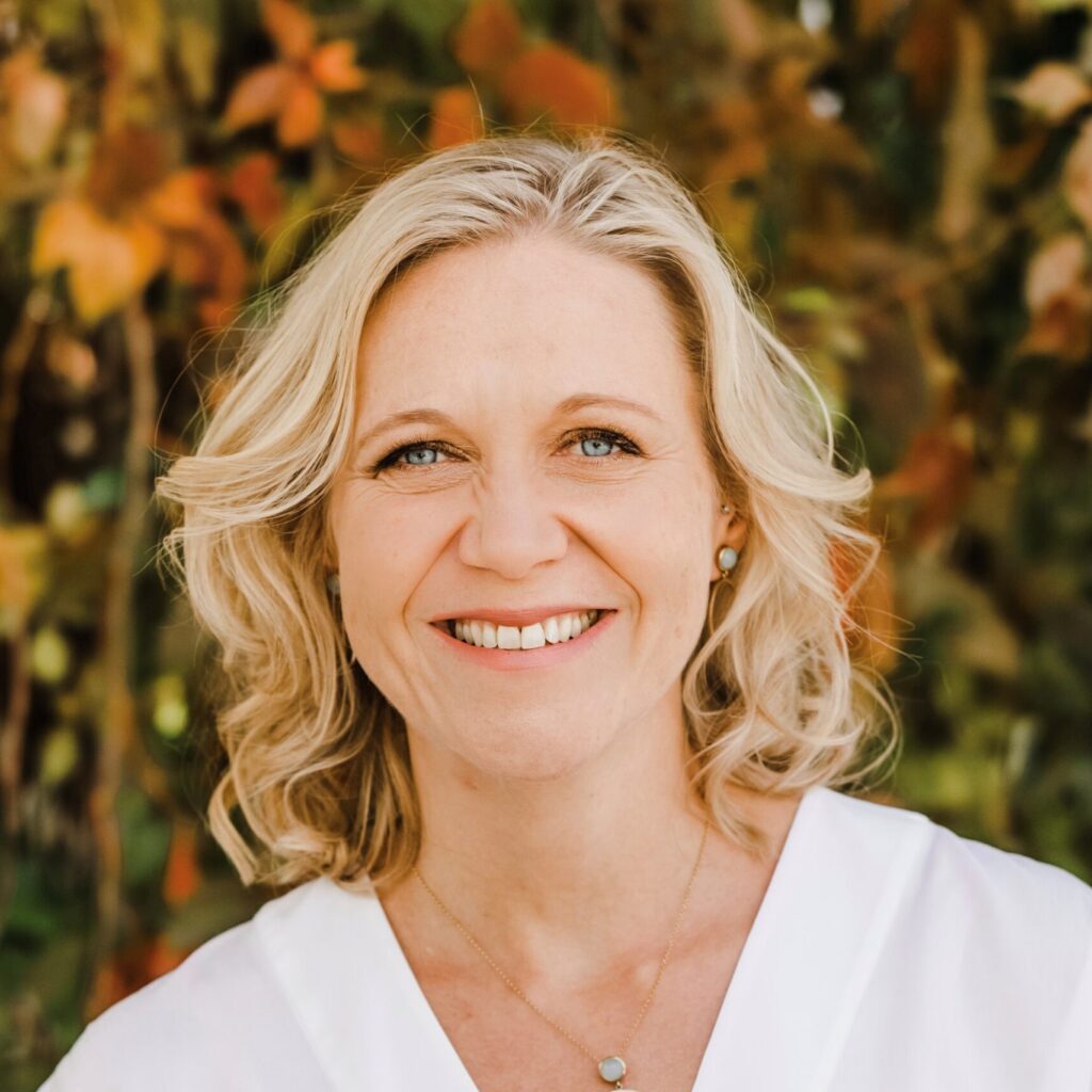 Dr. Roxana Schmidt